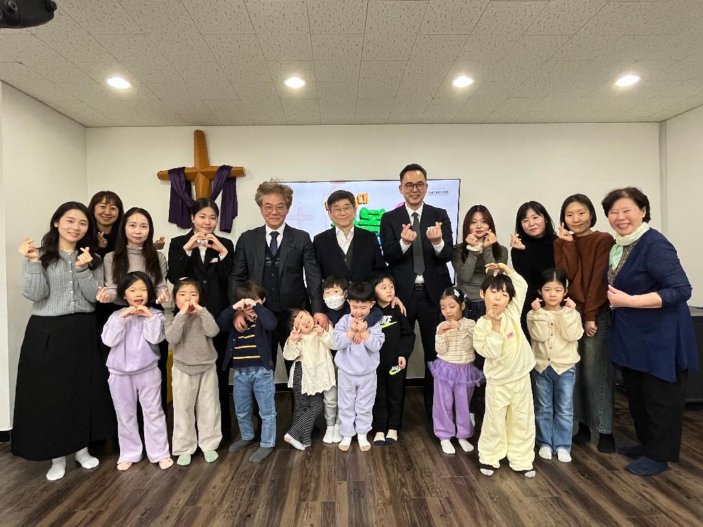 축복기도회(유치부).jpg