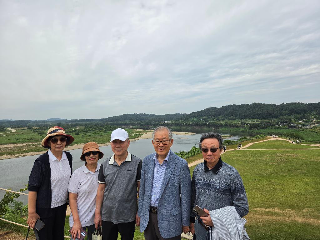 장년성경공부 수련회 (1).jpg